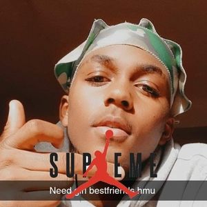 Meet your Posher, Avrey